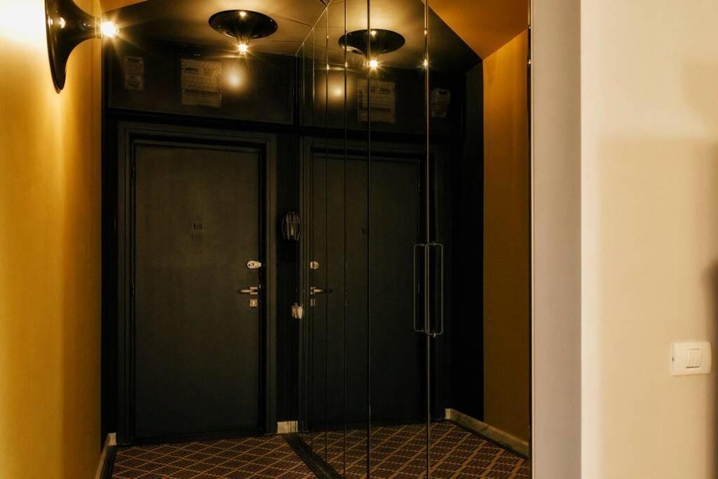 Apartamento Luxurious Huge Flat With Large Terrace Bucareste