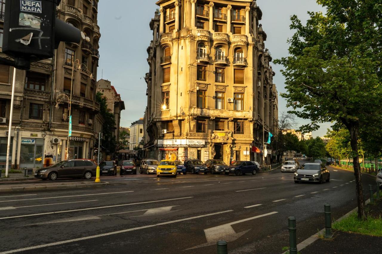 Live * Bucharest