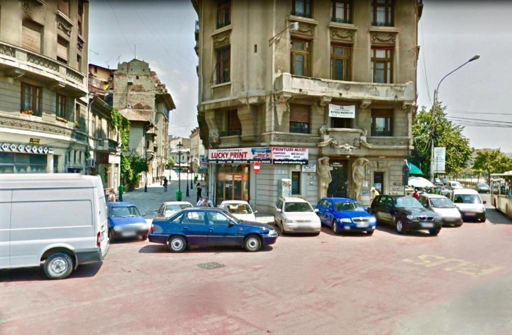 In Old Town Bucareste