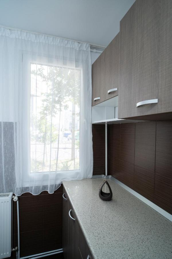 Garsoniera Lux Drumul Taberei Apartment *