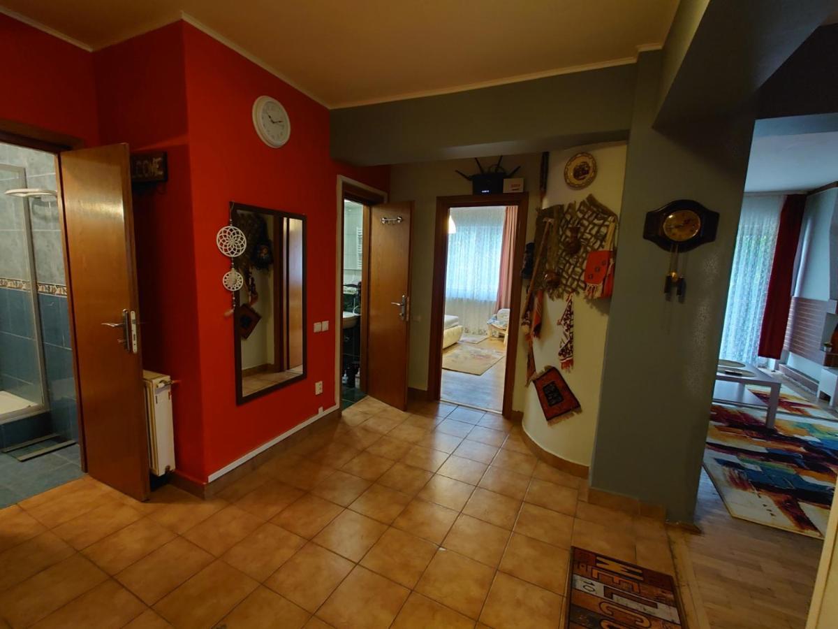 Andreea's Apartments-old Town Apartment *