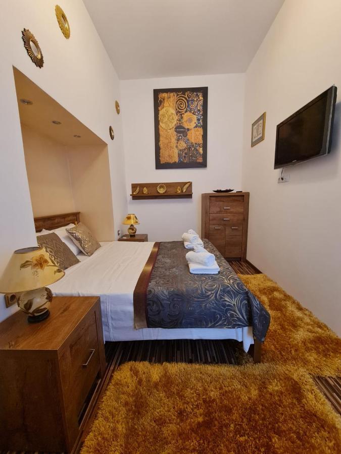 City Home Bucureşti