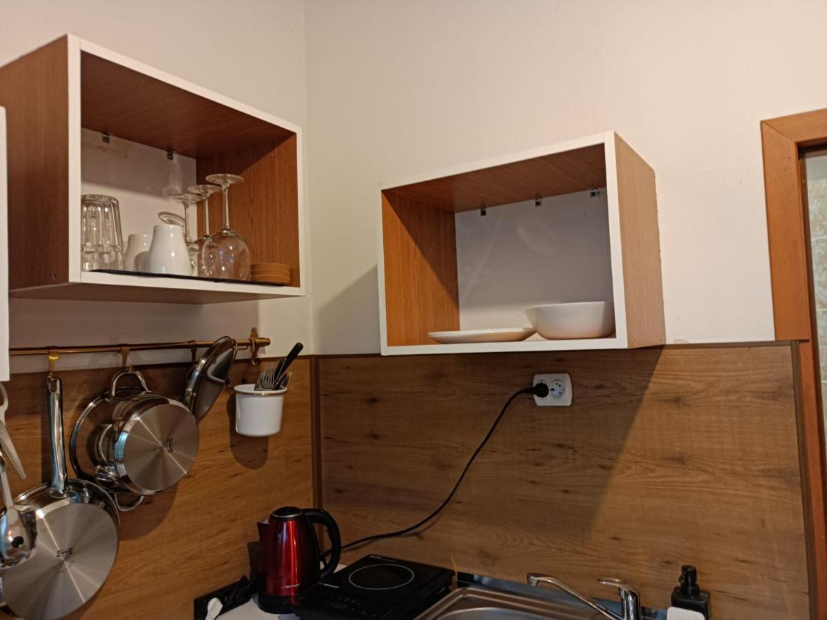 Discreet And Quiet In Of Piata Romana Apartment *