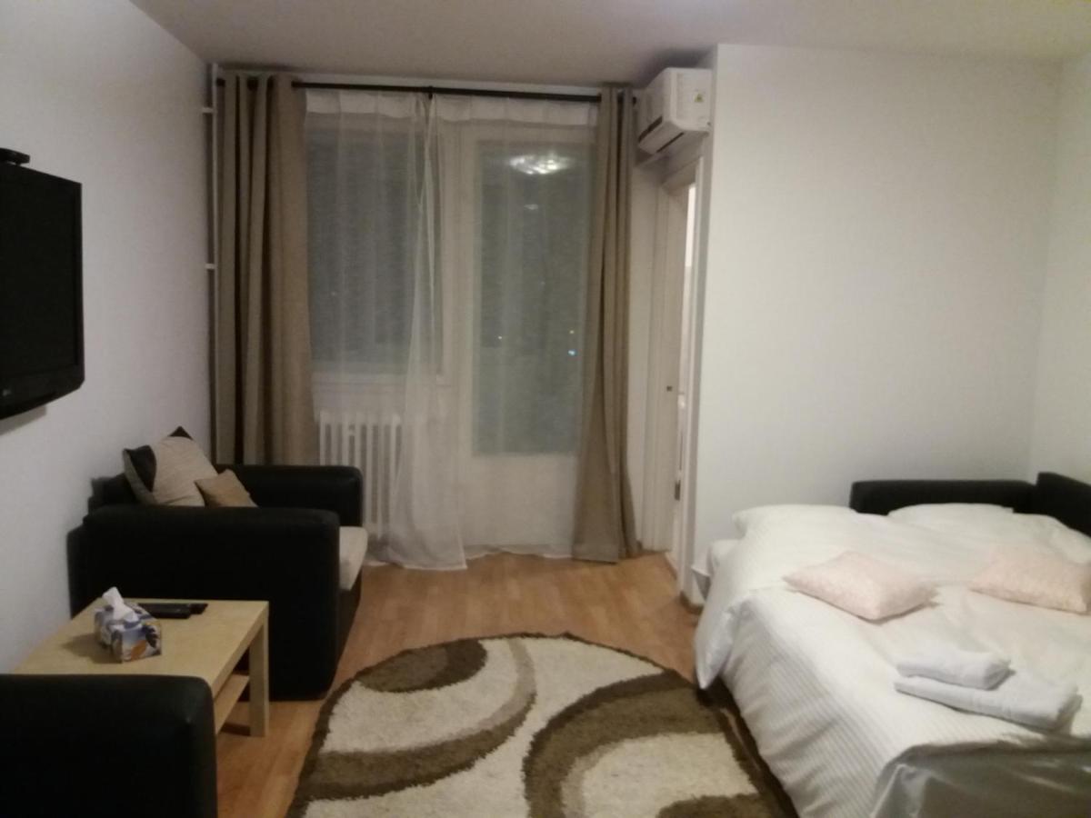 Studio 34 Apartment *