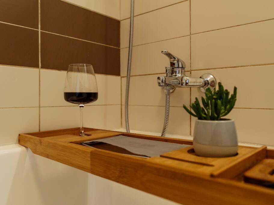 Vivando - Cosy Double Studio B + Parking Apartament Bucureşti