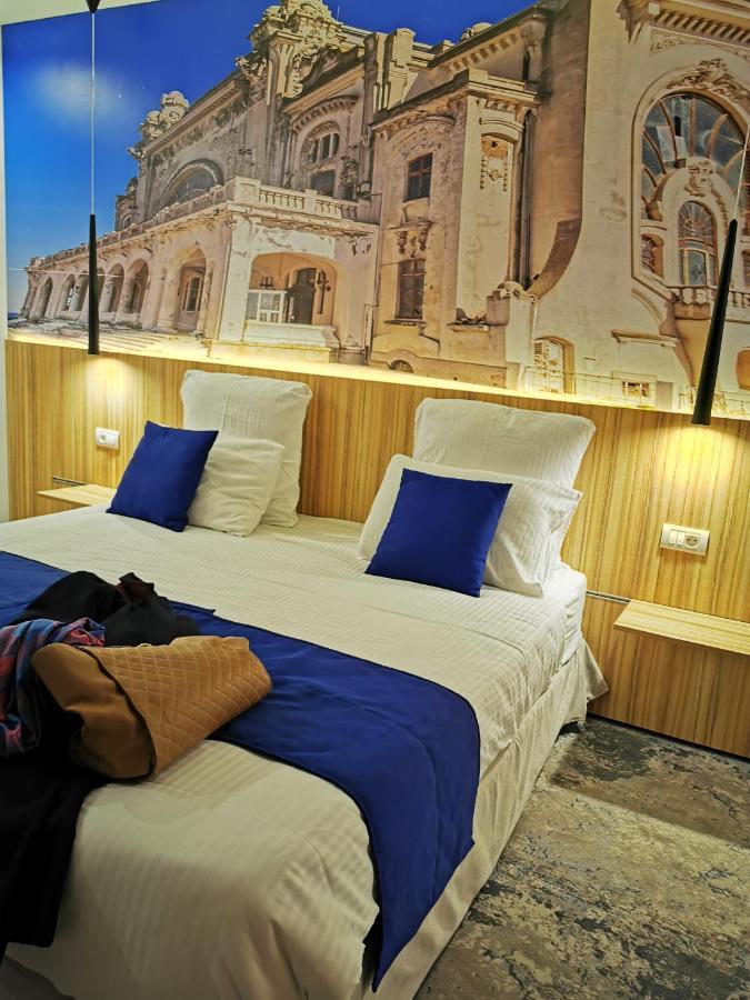 Ymy Boutique 4* Bucharest