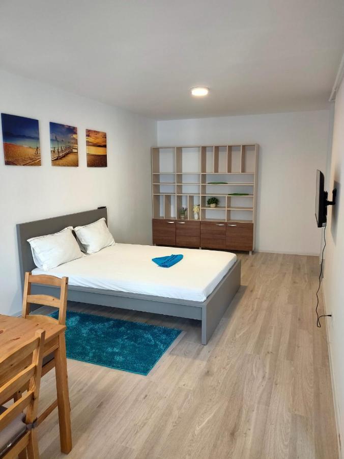 Dc Ghencea 158 Self Check-in Apartamento