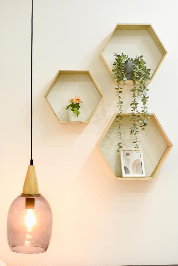 Sweet Home. Stylish Near Cismigiu Bucharest