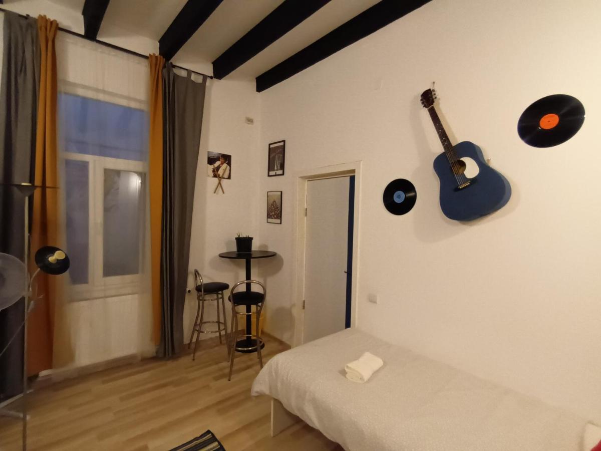 Casa Liveni Apartament *