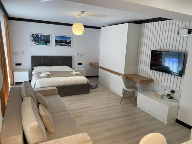 Studio No 2 Free Parking Catedral Bucureşti
