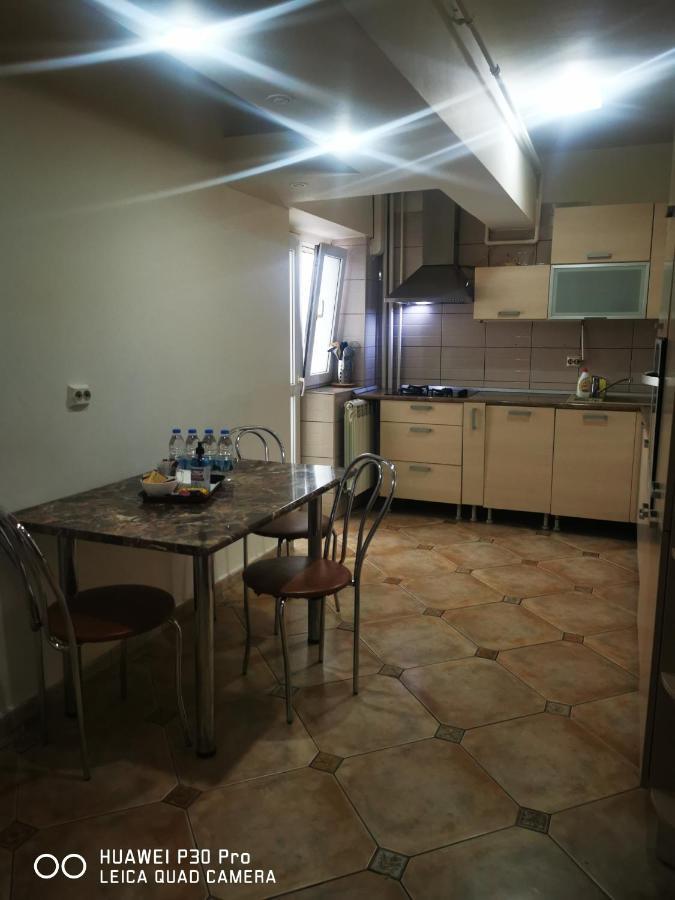 Apartamento Nooa Residence, Bd Unirii, Nr 70,bloc J4, Sc 3 *