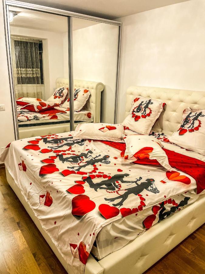 Cantemir 21 * Bucureşti