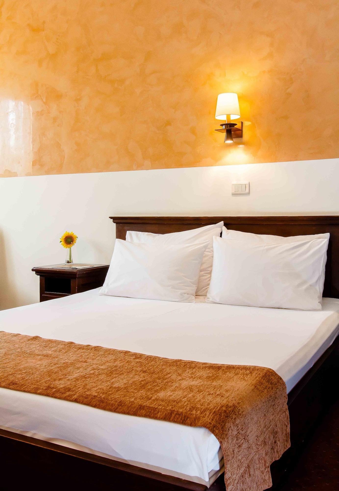 Hotel International Centre 4*