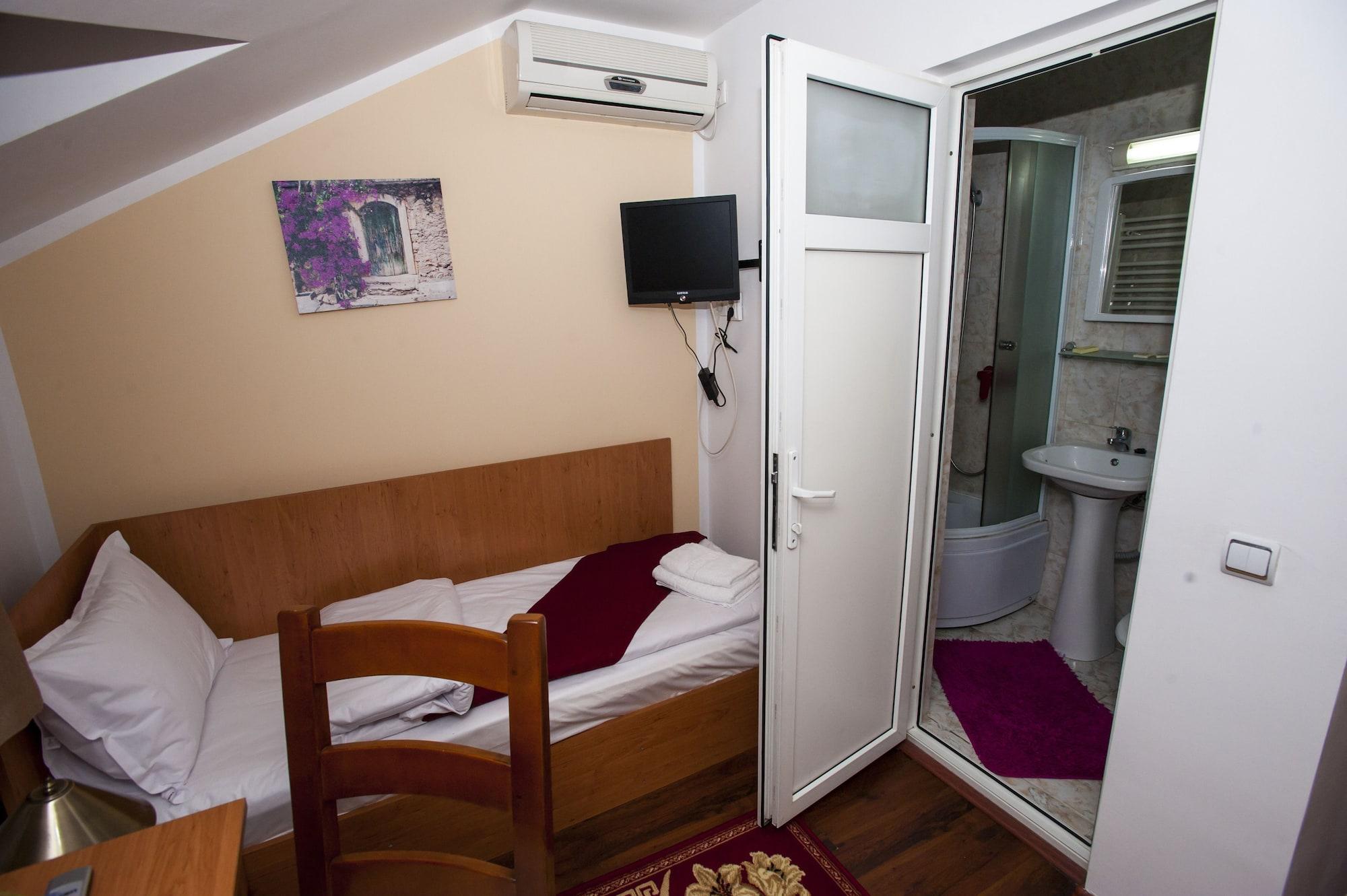 Hotel La Casa Nord 3*