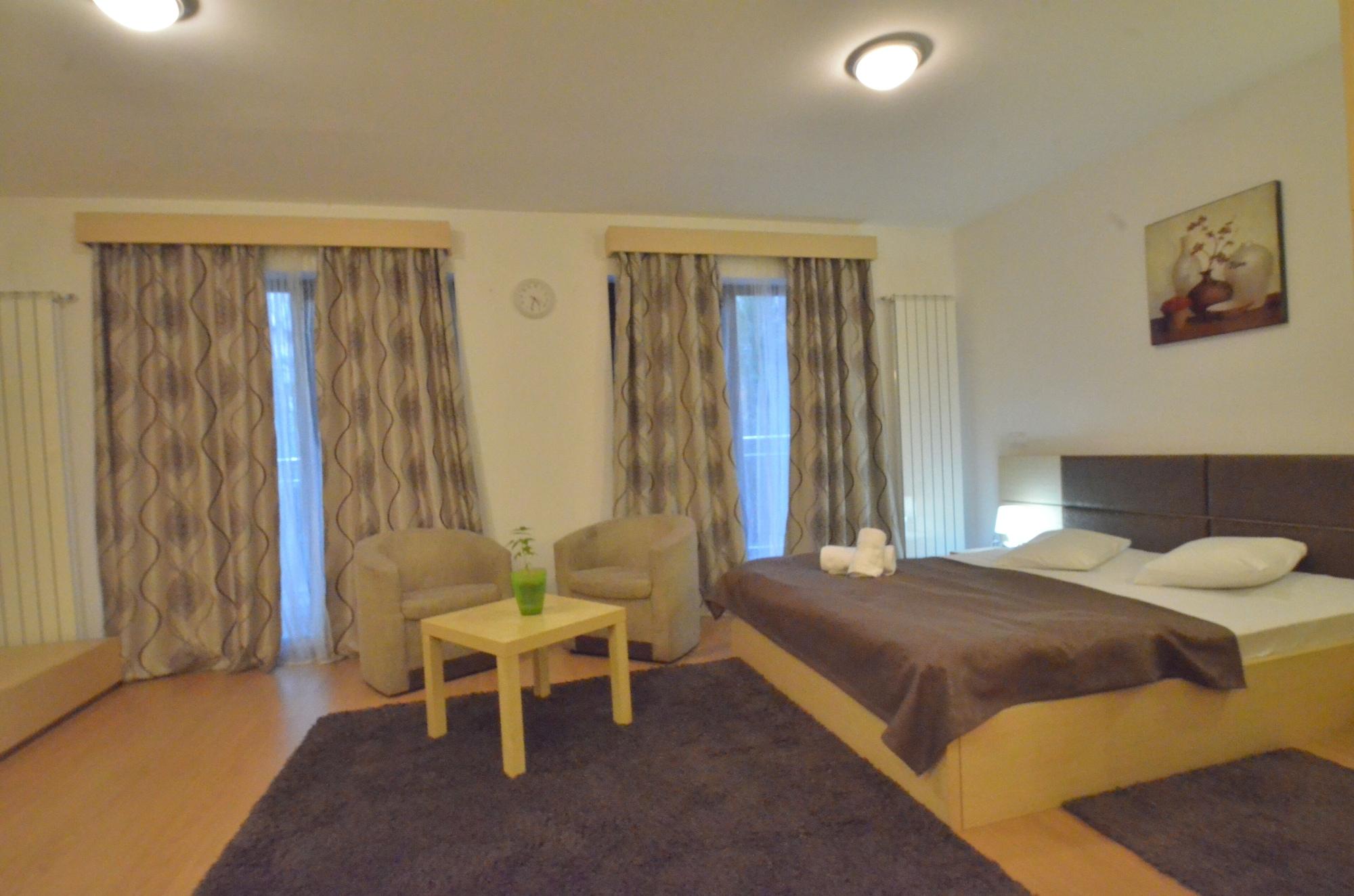 Decebal 3* Bucharest