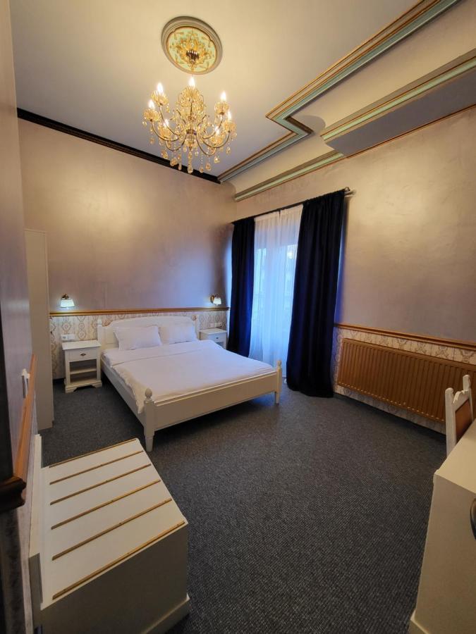 Hotel Nf Palace Old Bucureşti