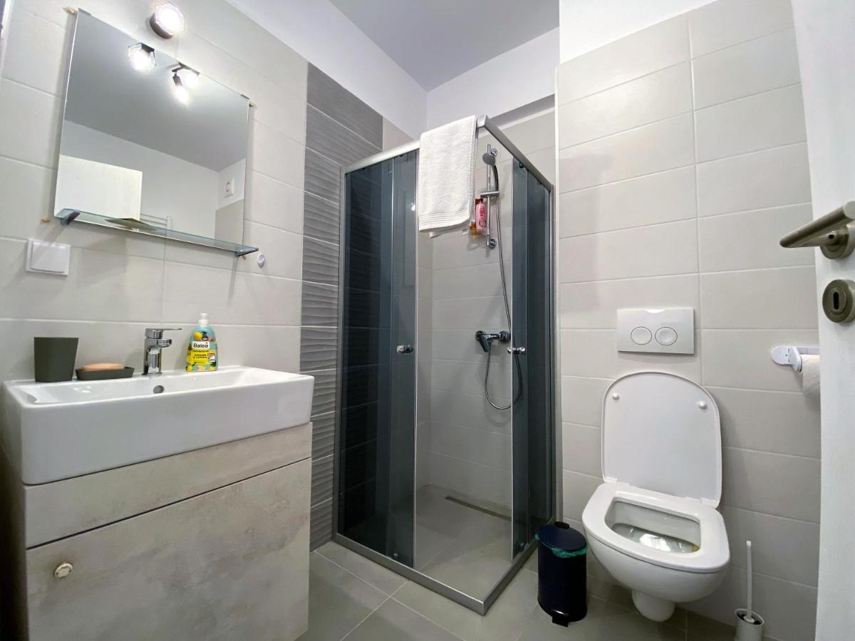 Apartament Plaza View *