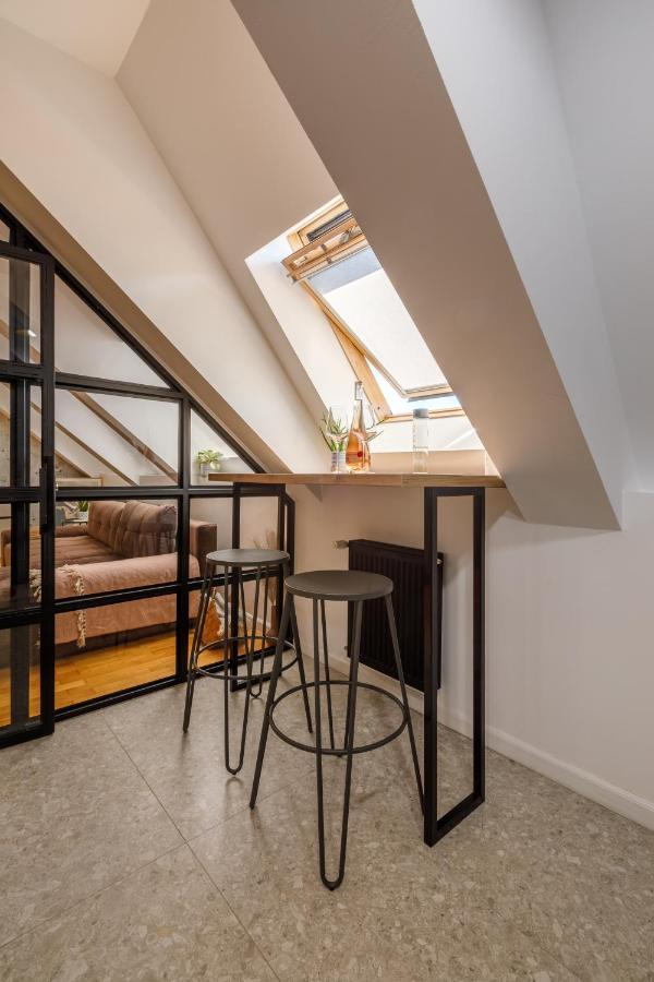 Urban Oasis With Parking Apartamento *