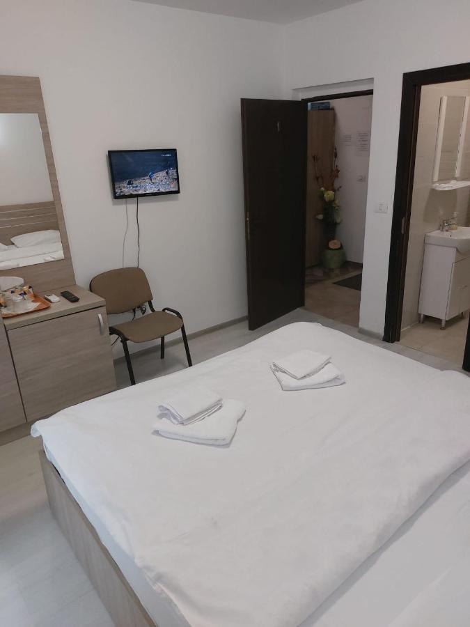 Babilon 3* Bucharest