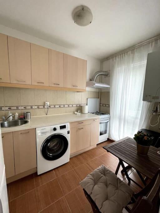 Apartment Green North Apt - Close To The Airport And Therme