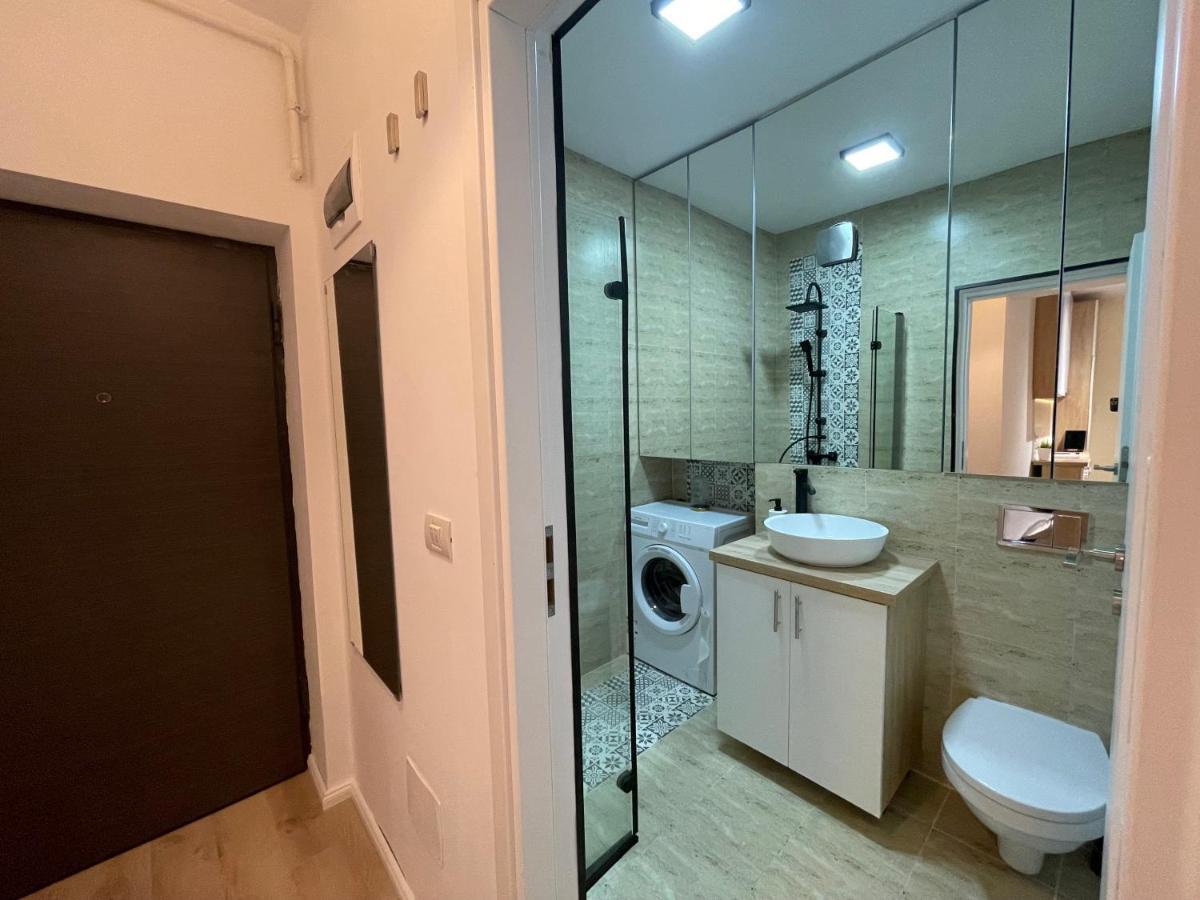 Riverside Luxury Near President Palace Apartamento Bucareste