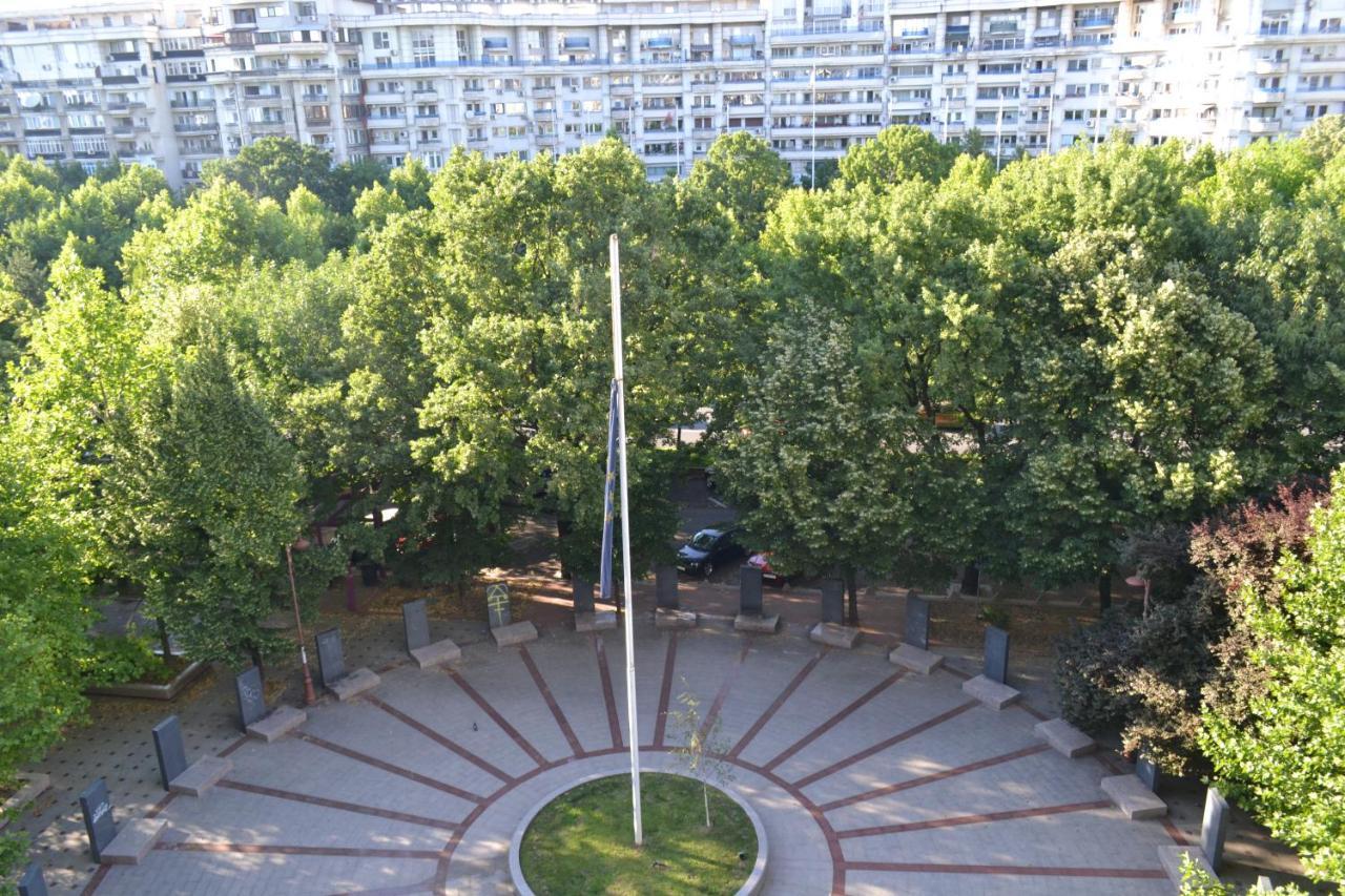 Unirii 64 * Bucharest