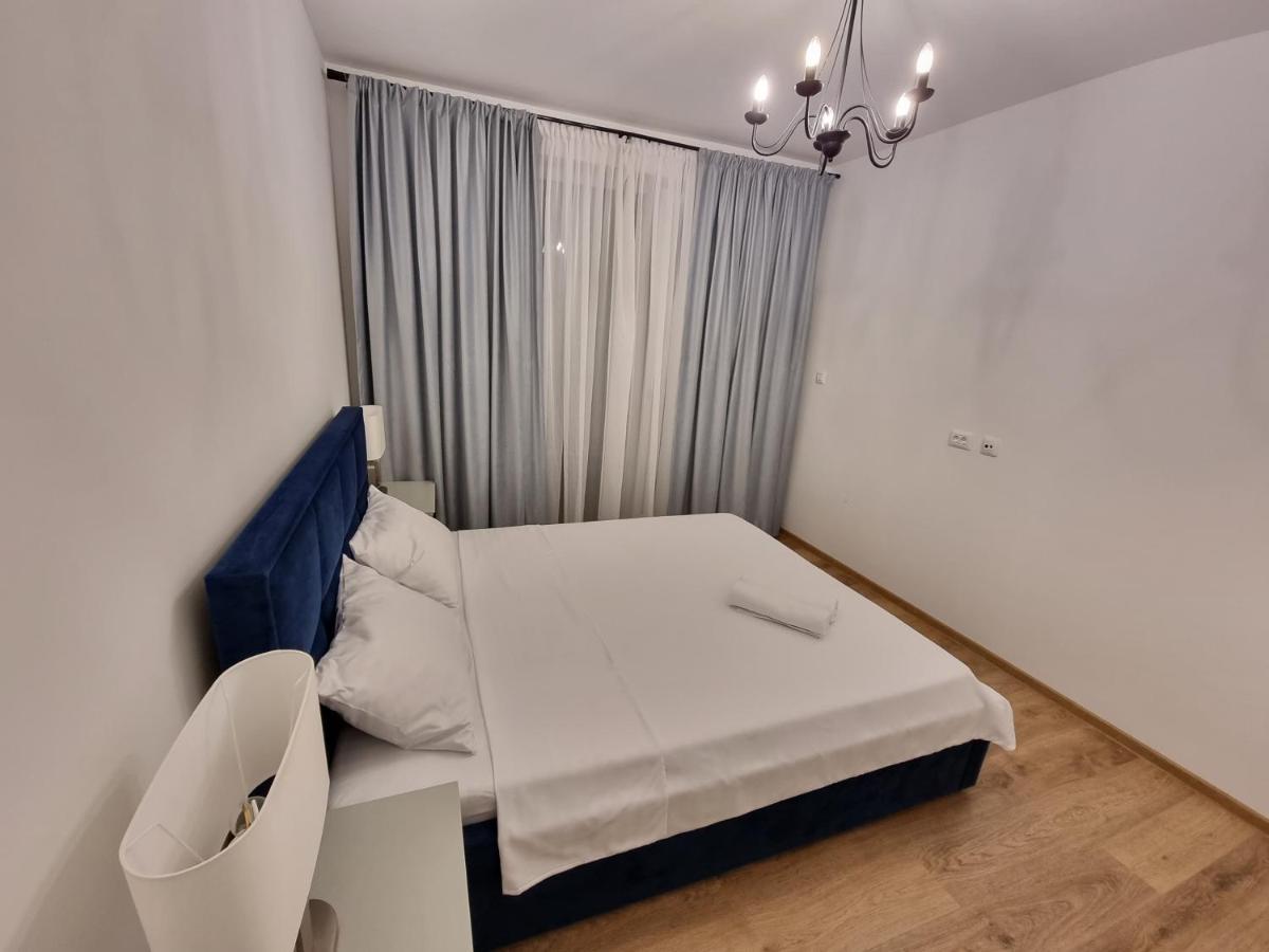 Business And Family Luxury In Floreasca On Apartment Bucharest