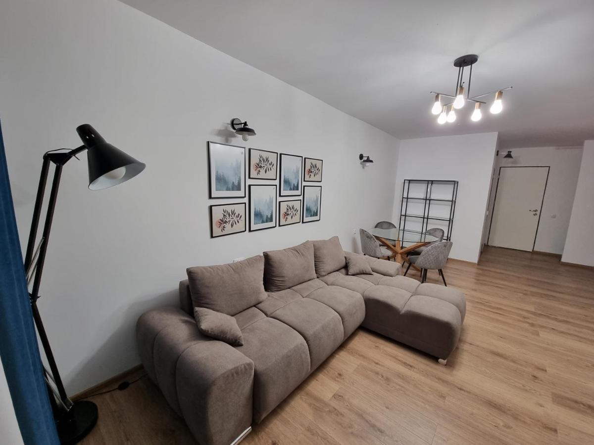 Business And Family Luxury In Floreasca On Apartment