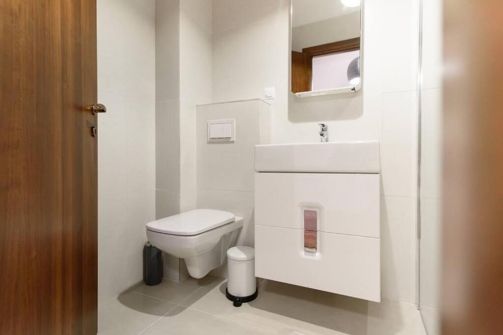 Apartment Bianco 19 - Universitate - Old Town