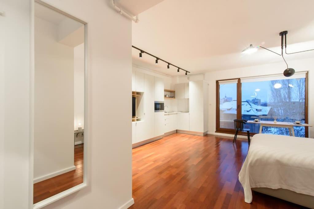 Apartment Bianco 19 - Universitate - Old Town