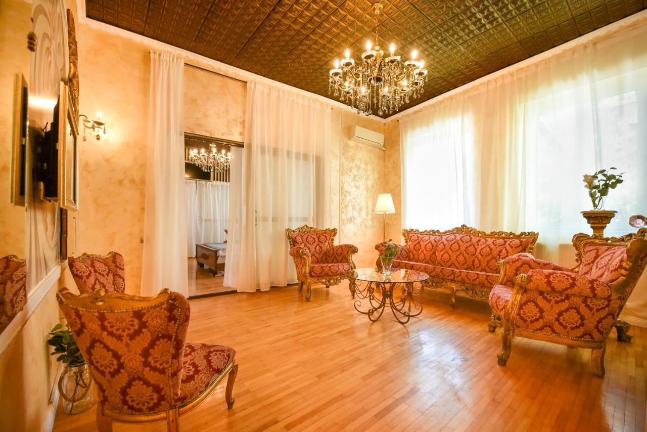 The Museum - Wonderful Super Central Bucureşti