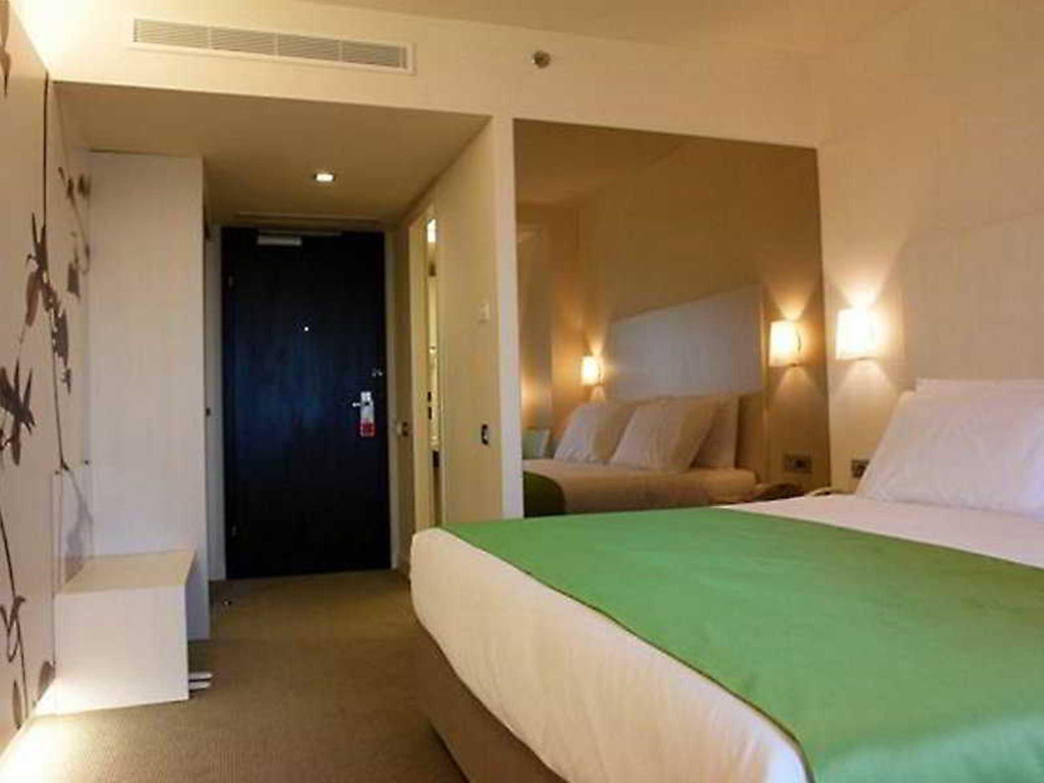 Ramada Plaza By Wyndham Convention Center 4* Bucharest