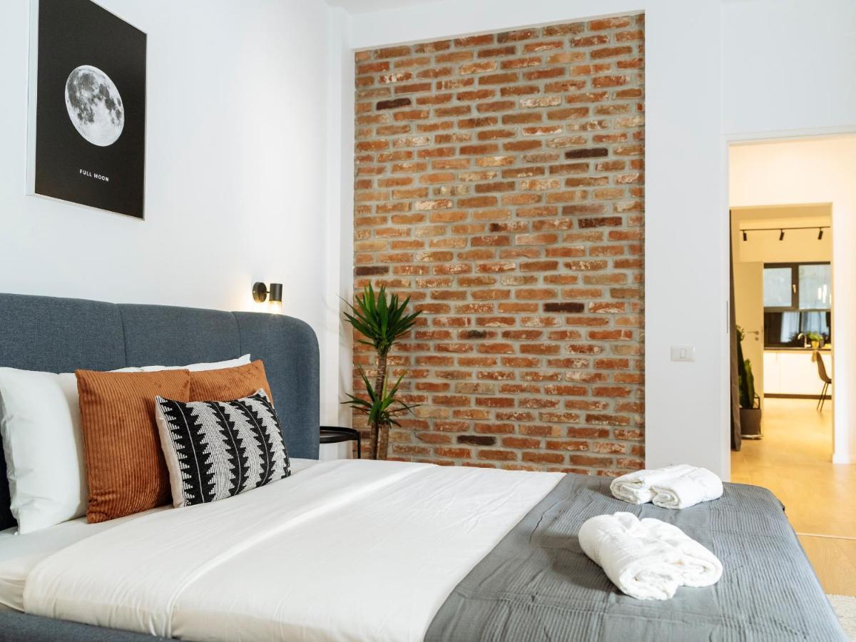 Apartment Bright 3br Flat - Location - View Balcony *
