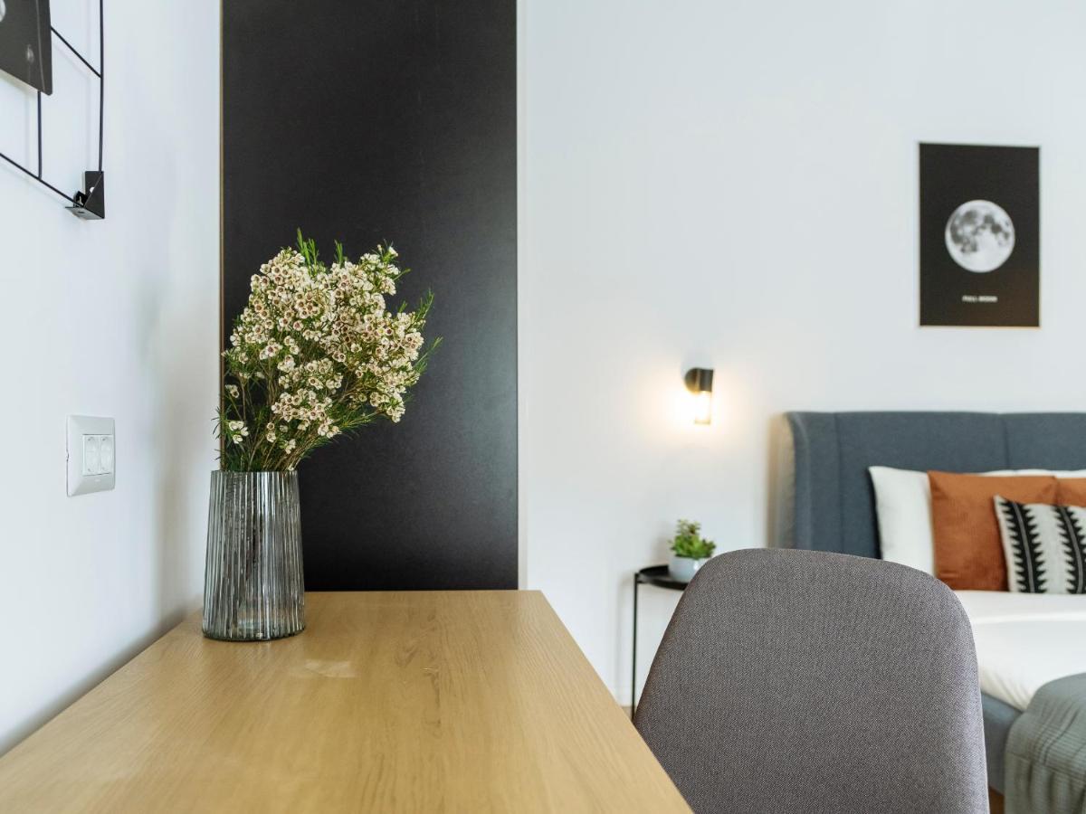 Apartament Bright 3br Flat - Location - View Balcony Bucureşti