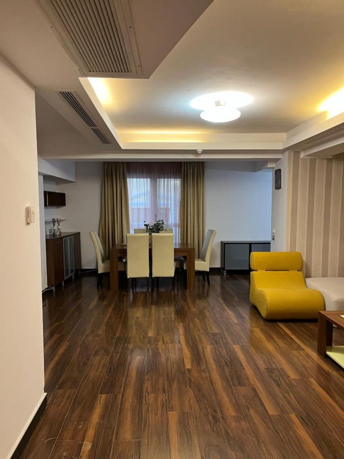 Large 2 Bedroom Soseaua Nordului Bucharest