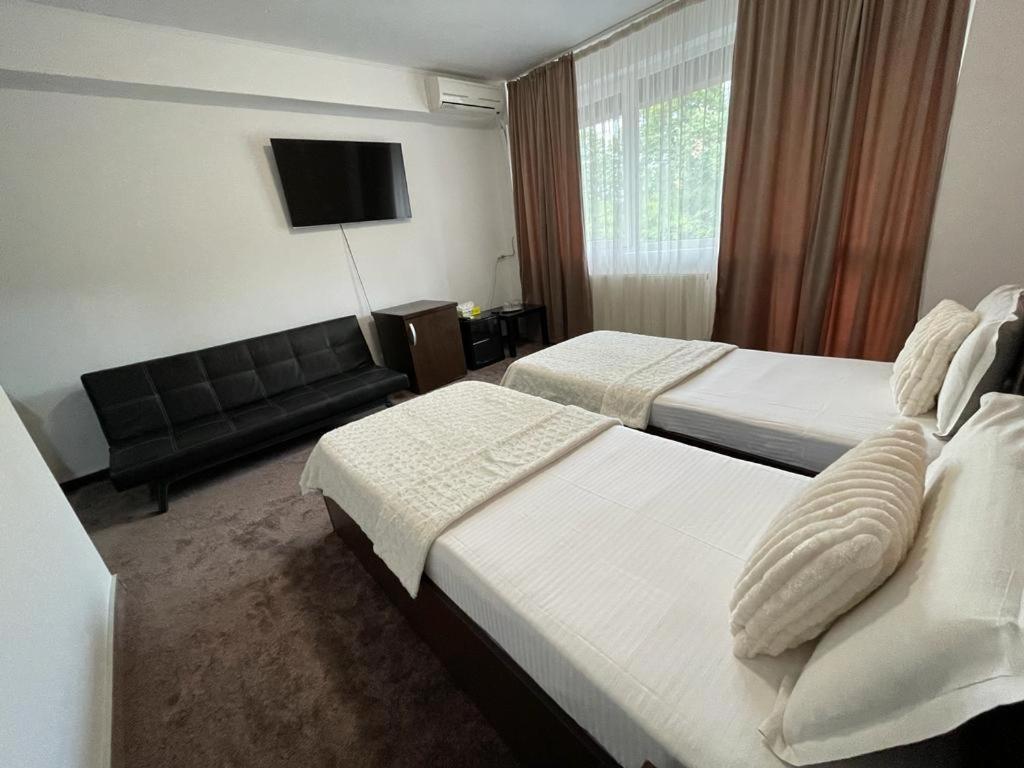 Rivoli Hotel