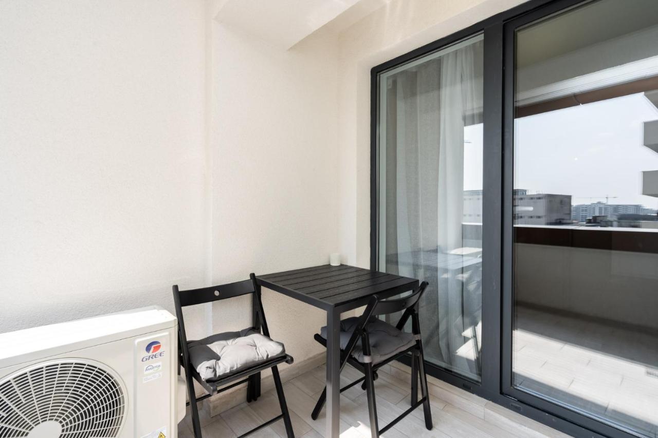 Apartment Kondo Studio I Roka Residence, Timpuri Noi Bucharest