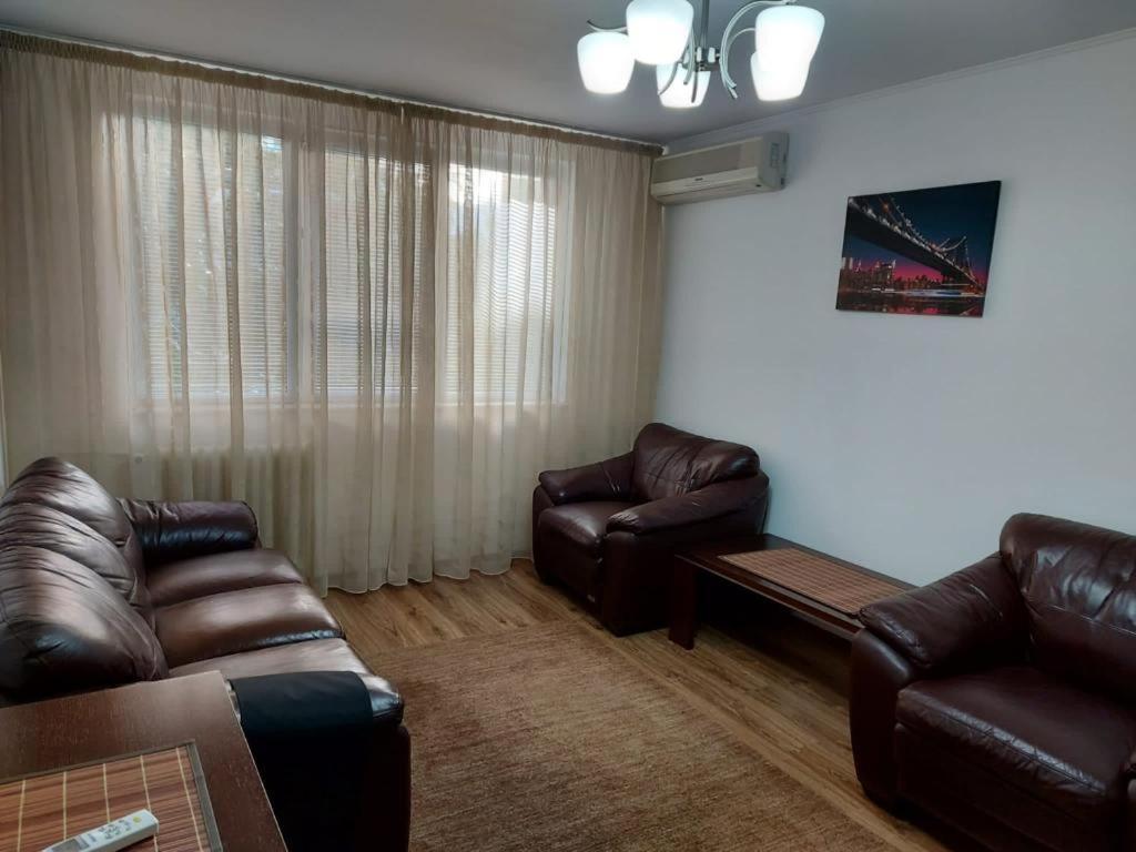 Apartament 3 Camere, Dotat Cu Toate Utilitățile *