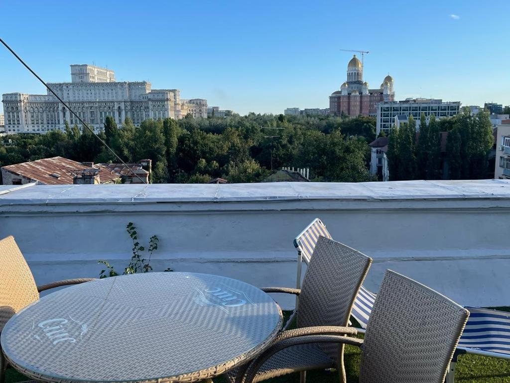 Penthouse Kogalniceanu Apartment Bucharest
