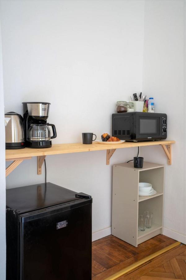Bright Studio With Cismigiu Park View * Bucharest