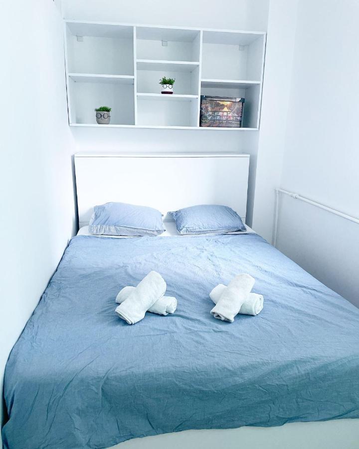 White Apartment *