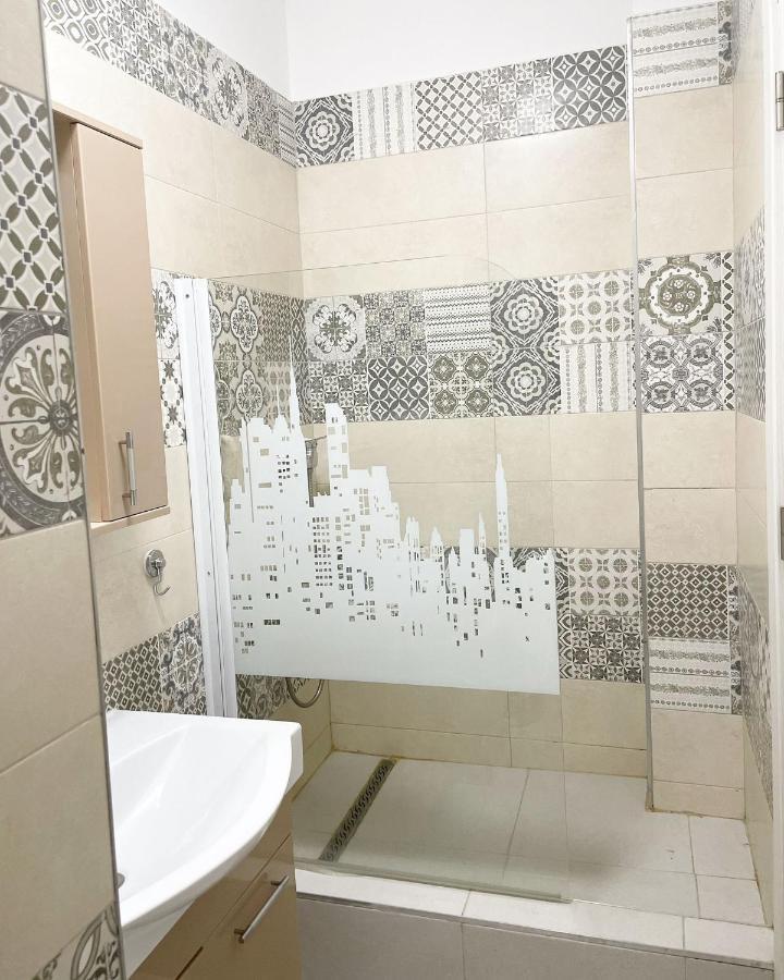 Apartment White Bucharest