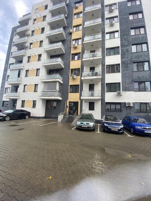 Cozy Studio 10 Min Away From Th Center Of The * Bucureşti