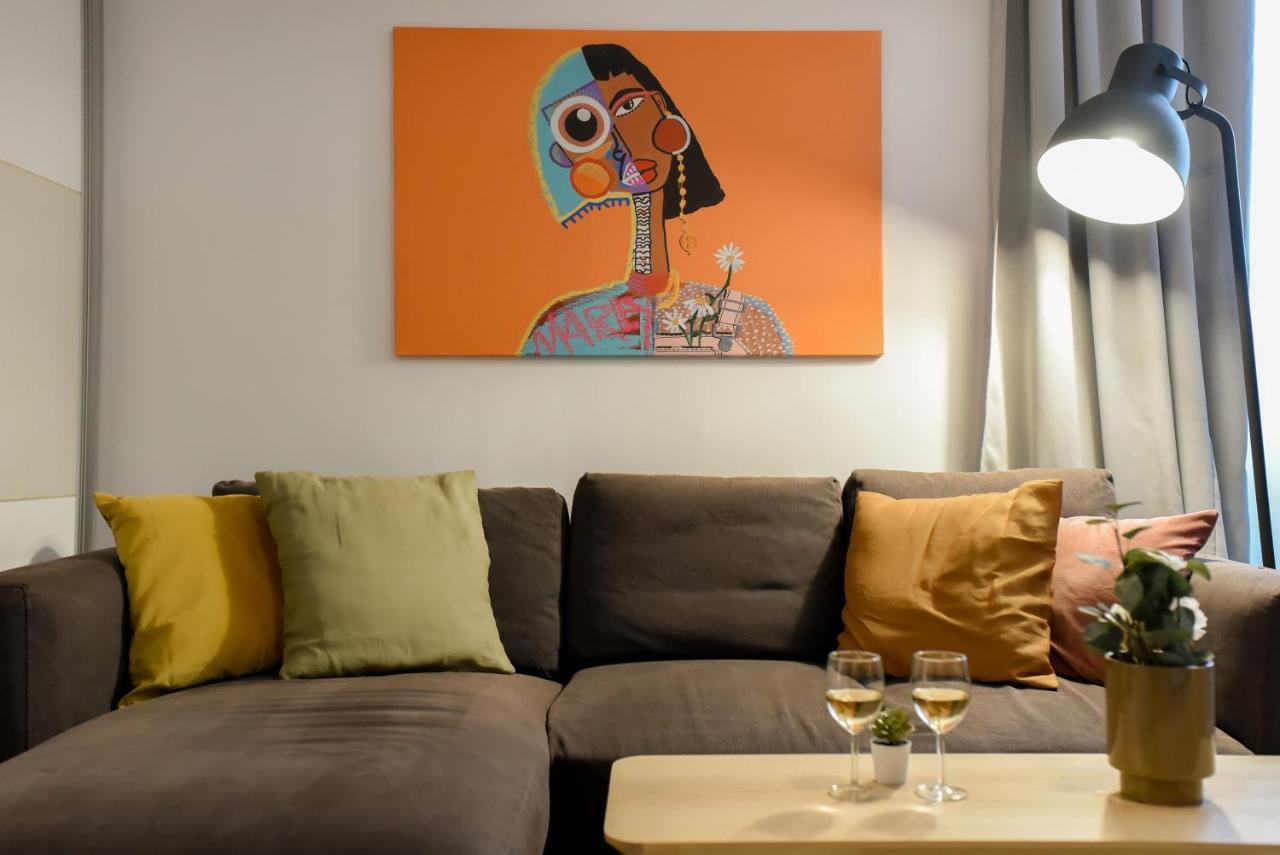 Apartment Central Treasure - Cozy 2 Bedroom In Historic Old Town Bucharest