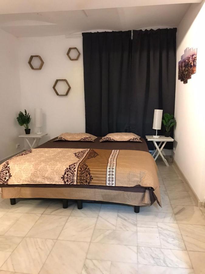 Apartament Centre Cozy Bucureşti