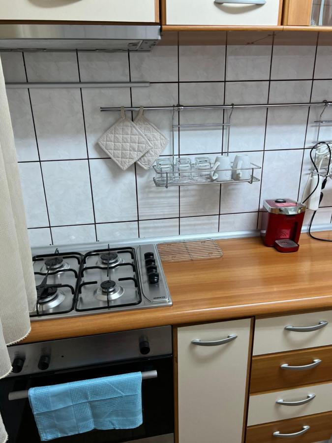 Apartament Apartament 3 Camere, Dotat Cu Toate Utilitățile *
