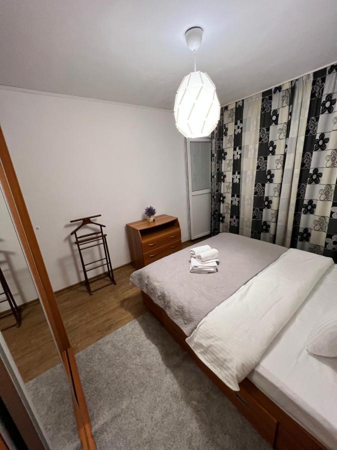 Apartament Apartament 3 Camere, Dotat Cu Toate Utilitățile