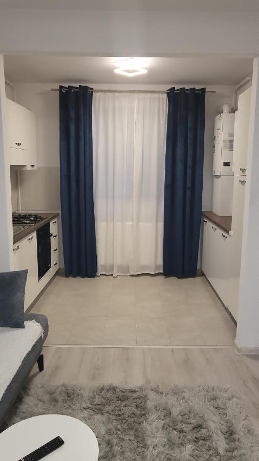 Hils Pallady Lyly Apartment Bucharest