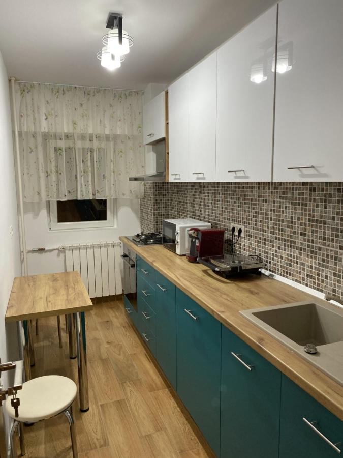 Apartment Turquoise Nerva Traian Bucharest