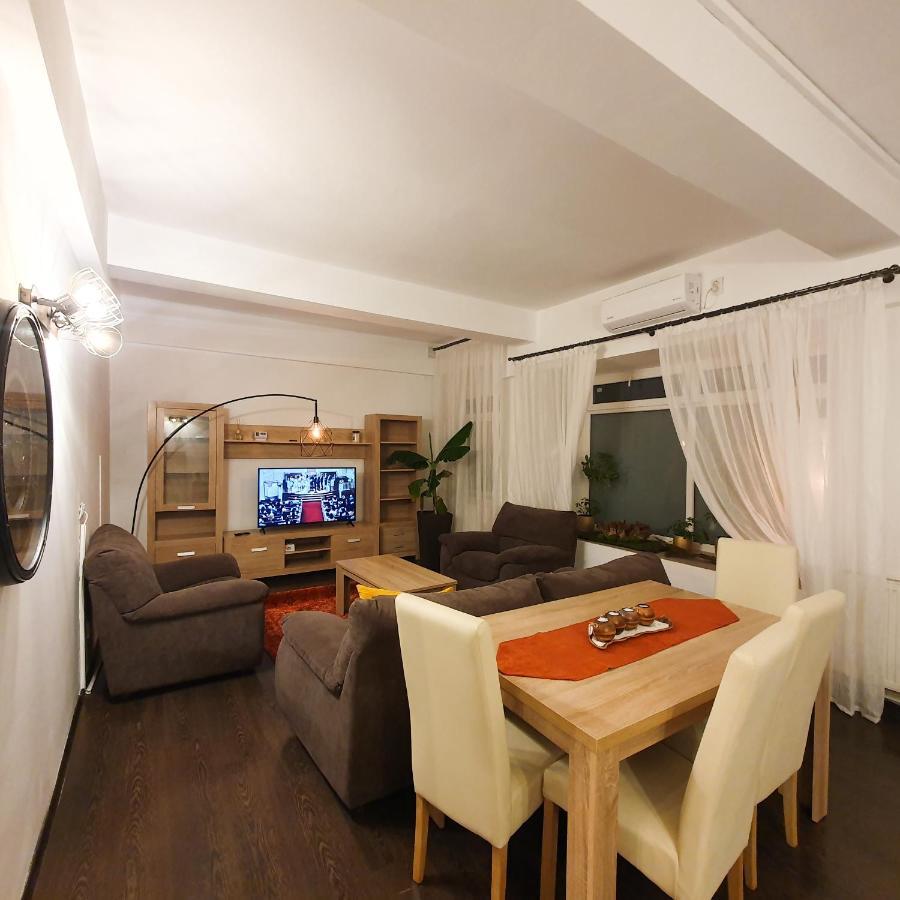 Dacia Apartment *